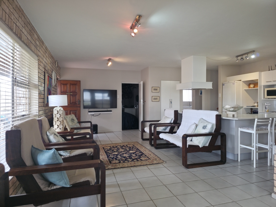 5 Bedroom Property for Sale in Ferreira Town Eastern Cape